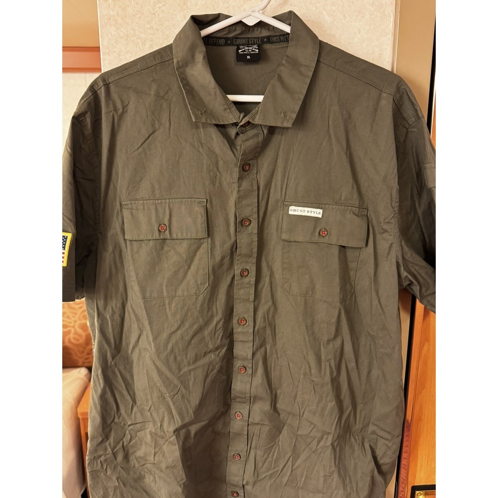 Grunt style military green button Up XL Pre-owned EUC
